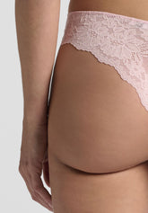 Slip Brasiliano in Pizzo Elasticizzato 493 Belseno Essere - Rosa - Candy rose | Lepel
